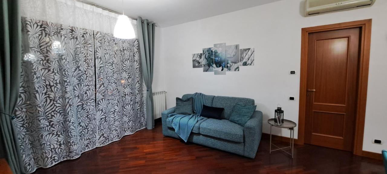 Regina Ciclarum Suite Fiumicino Esterno foto